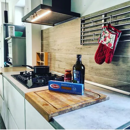 아파트 Modern Flat In 밀라노